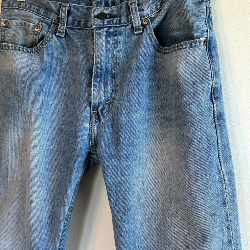 Levi’s 505 Classic Blue Medium Wash Straight Leg Denim Jeans Sz 33x30 - Picture 2 of 15